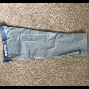 Women’s Small Nike 3/4 Running Tight